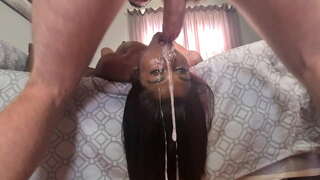 Desi курва наопаку facefuck