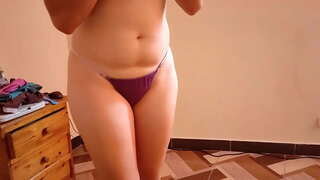 Ɣ�荡的继母乱搞我和吮吸我鸡鸡时我回家研究所有一天