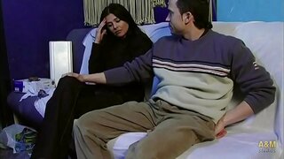 ���্ষুব্ধ নারী = সেক্স !!