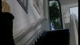 ���្អាតក្តៅនិងល្បួងប៍នតទារកជាមួយ jugs ធំ Brittney Skye បានធ្វើឱ្យ dude ទទួលយកផ្កាឈូកដើម្បីហ្វឹកហាត់របស់នាង